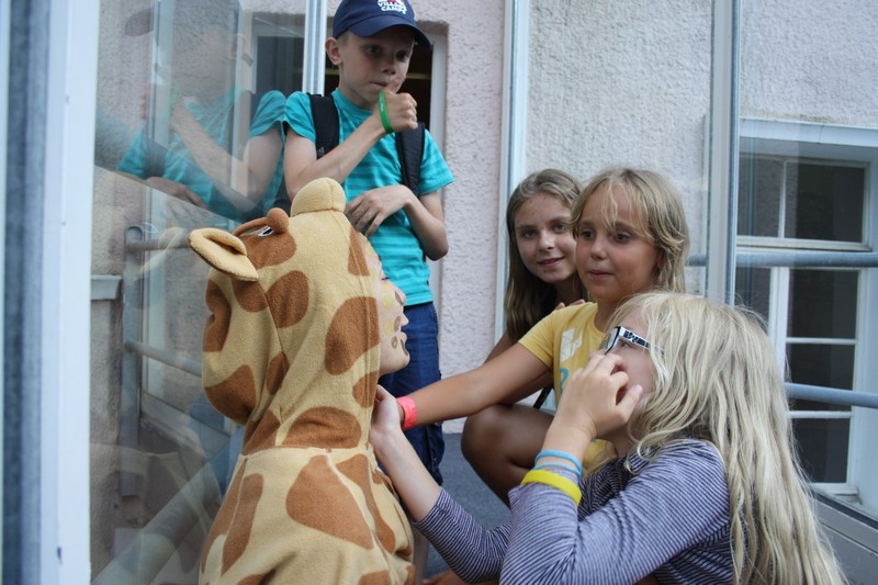 Village Camps International Summer Camp Leysin, Switzerland 2026-08-15 https://www.villagecamps.com/journals_admin/images/699-34-petting zoo (74).jpg